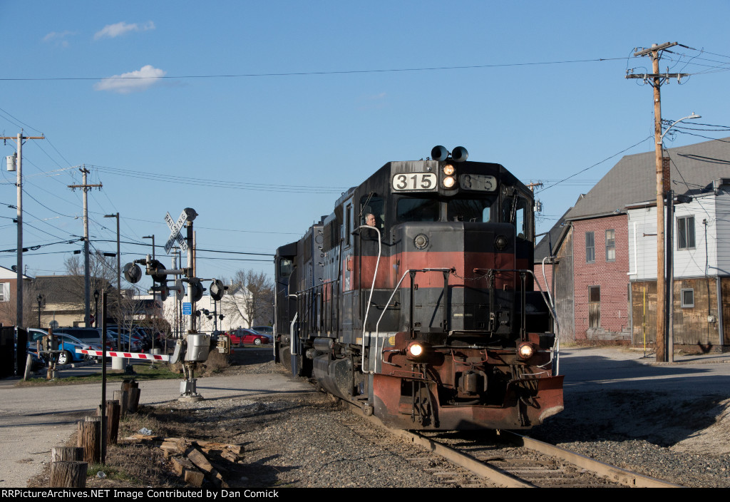 RUPO 315 at Library Ave. 